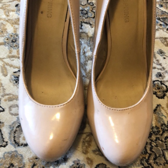 Nude pumps - Picture 1 of 2